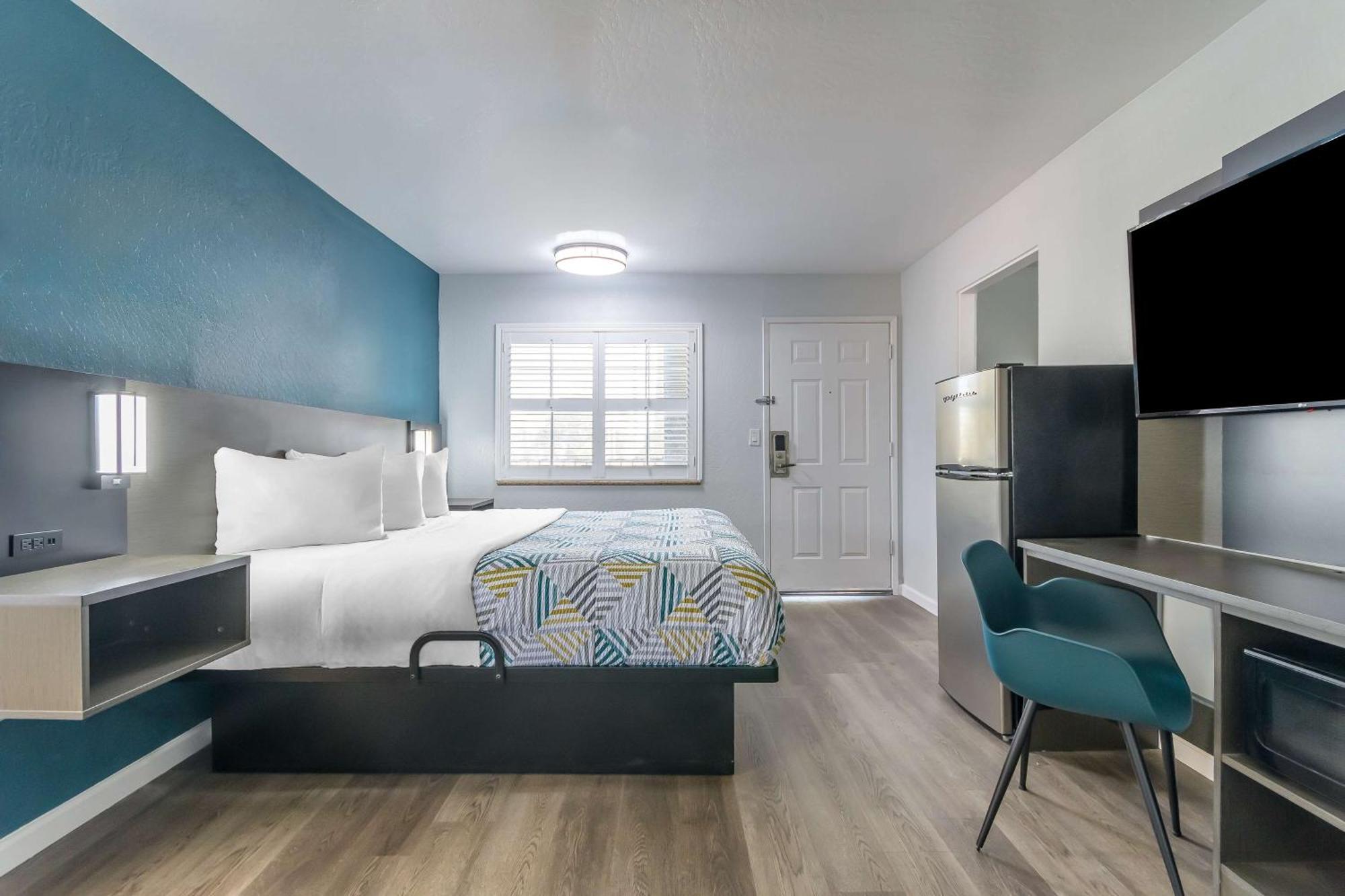 Studio 6 Suites Madera, Ca Yosemite Bagian luar foto