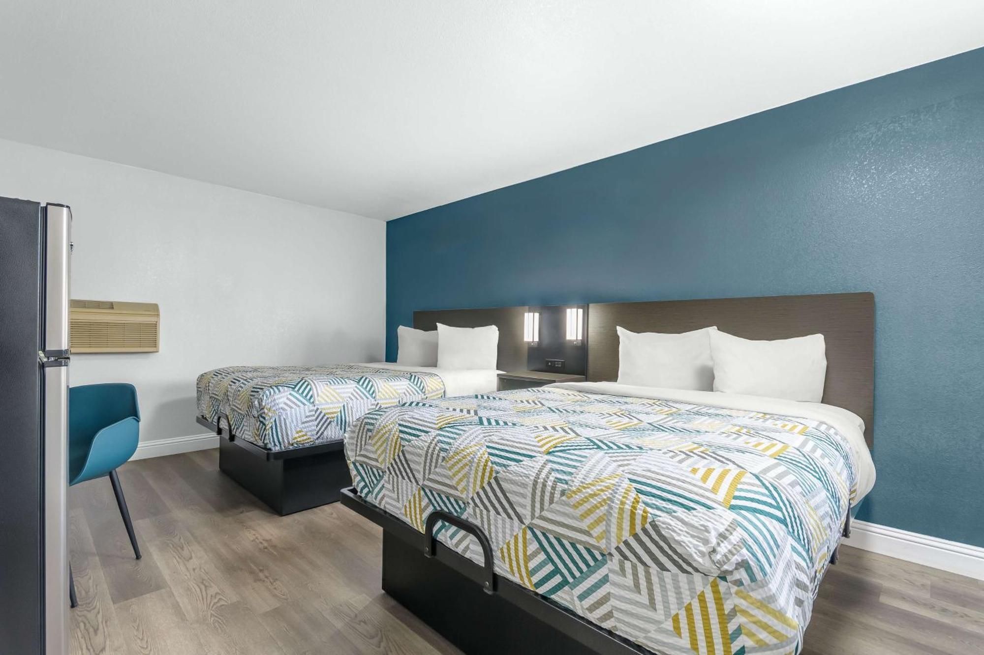 Studio 6 Suites Madera, Ca Yosemite Bagian luar foto