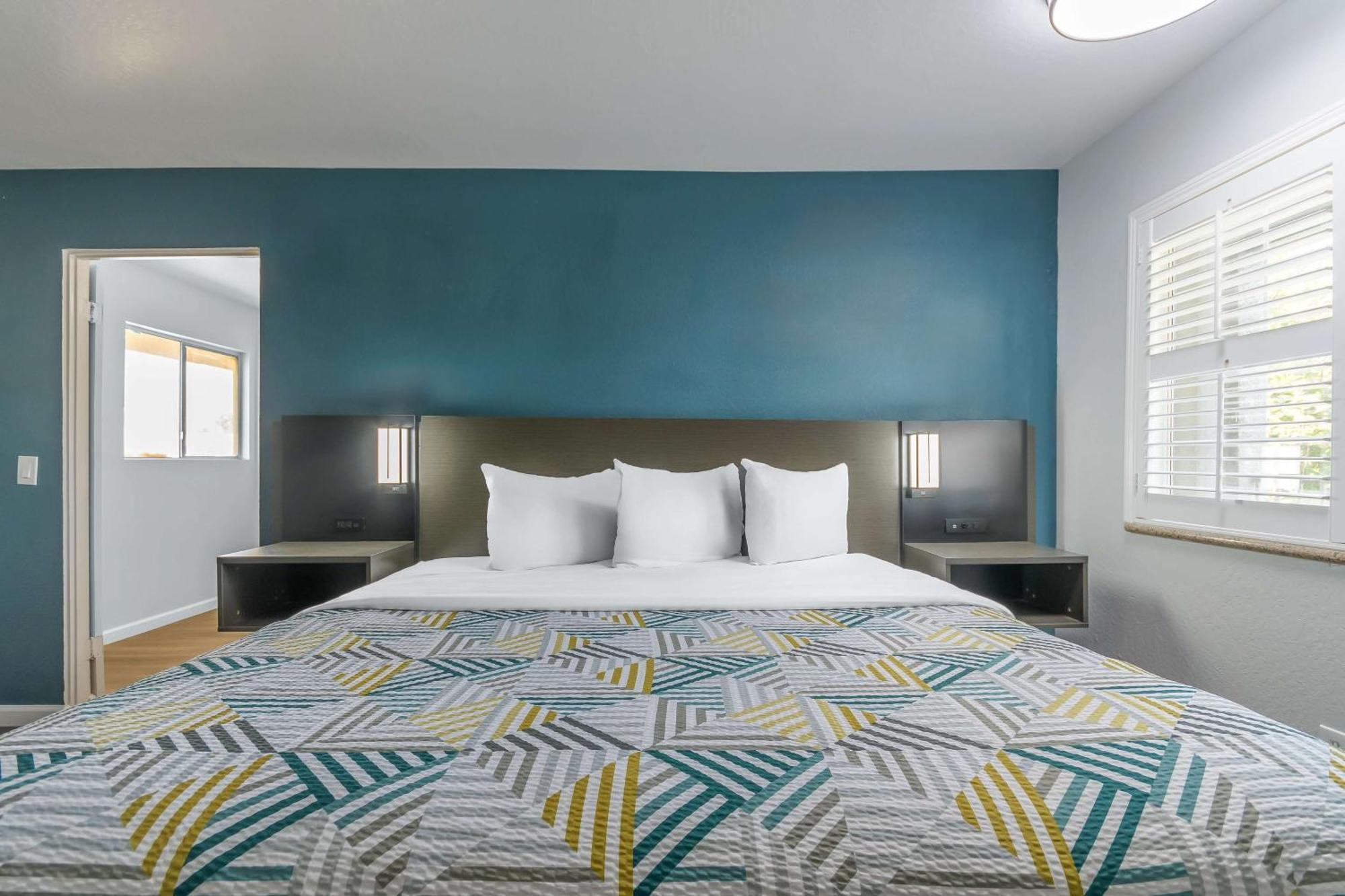Studio 6 Suites Madera, Ca Yosemite Bagian luar foto